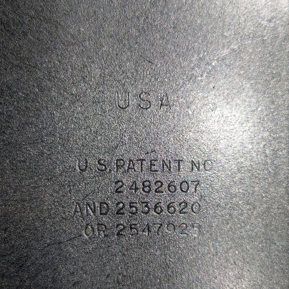 Vintage Singer Buttonholer - Picture 3 of 12